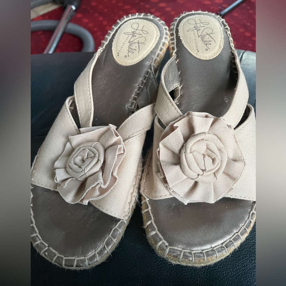 Life Stride wedge sandals